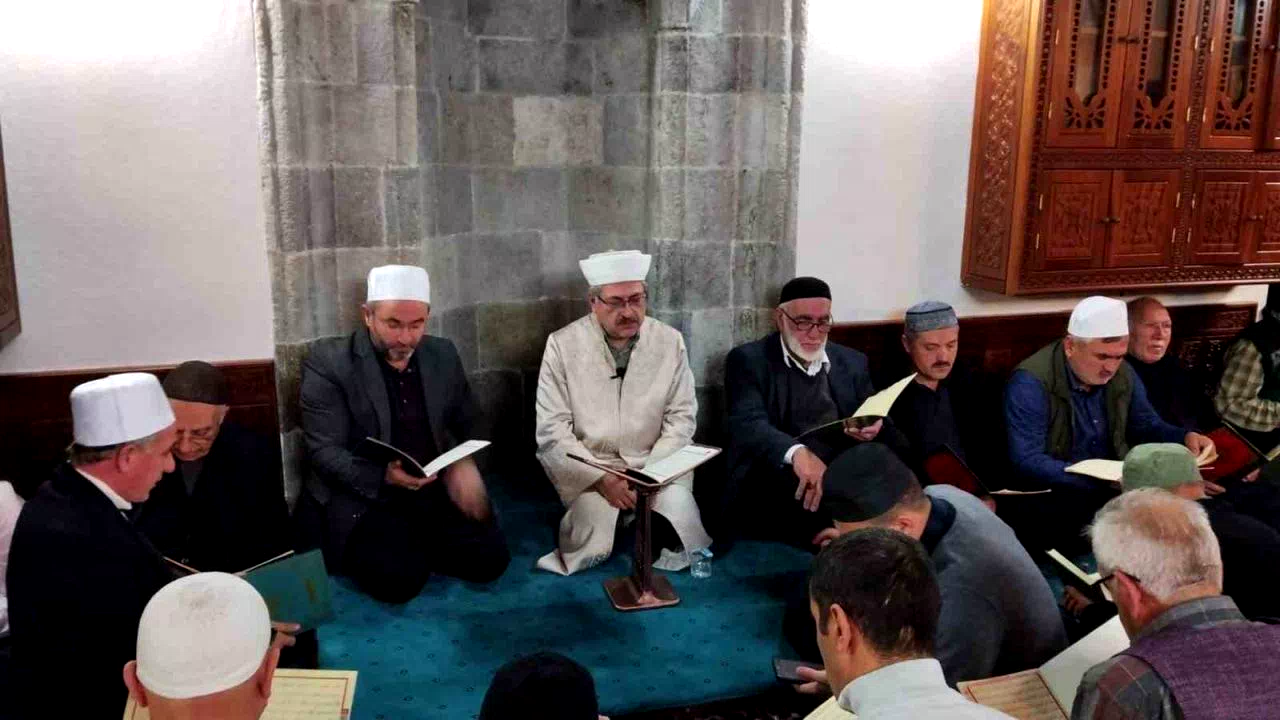 1001 Hatim okumaları devam ediyor