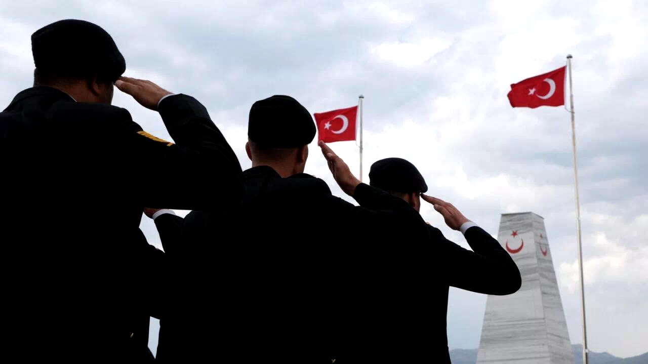 15 Temmuz kapsamında Garnizon Şehitliğinde anma programı düzenlendi