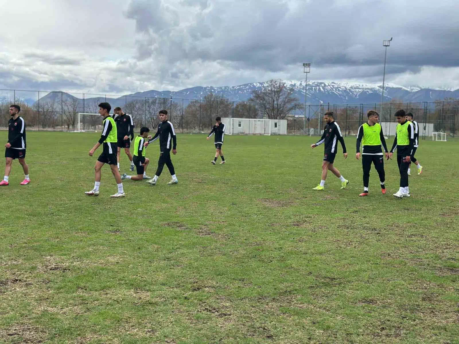 24Erzincanspor, Beykoz deplasmanına hazırlanıyor