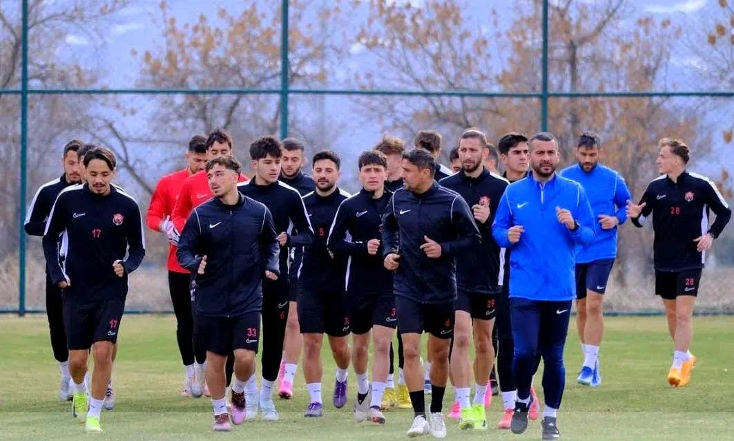 24Erzincanspor, Kırklareli Spor’u evinde ağırlayacak ve galibiyet arayacak.