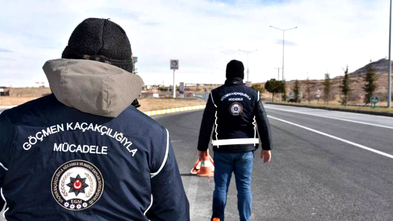 27 ilde operasyon: 144 düzensiz göçmen yakalandı