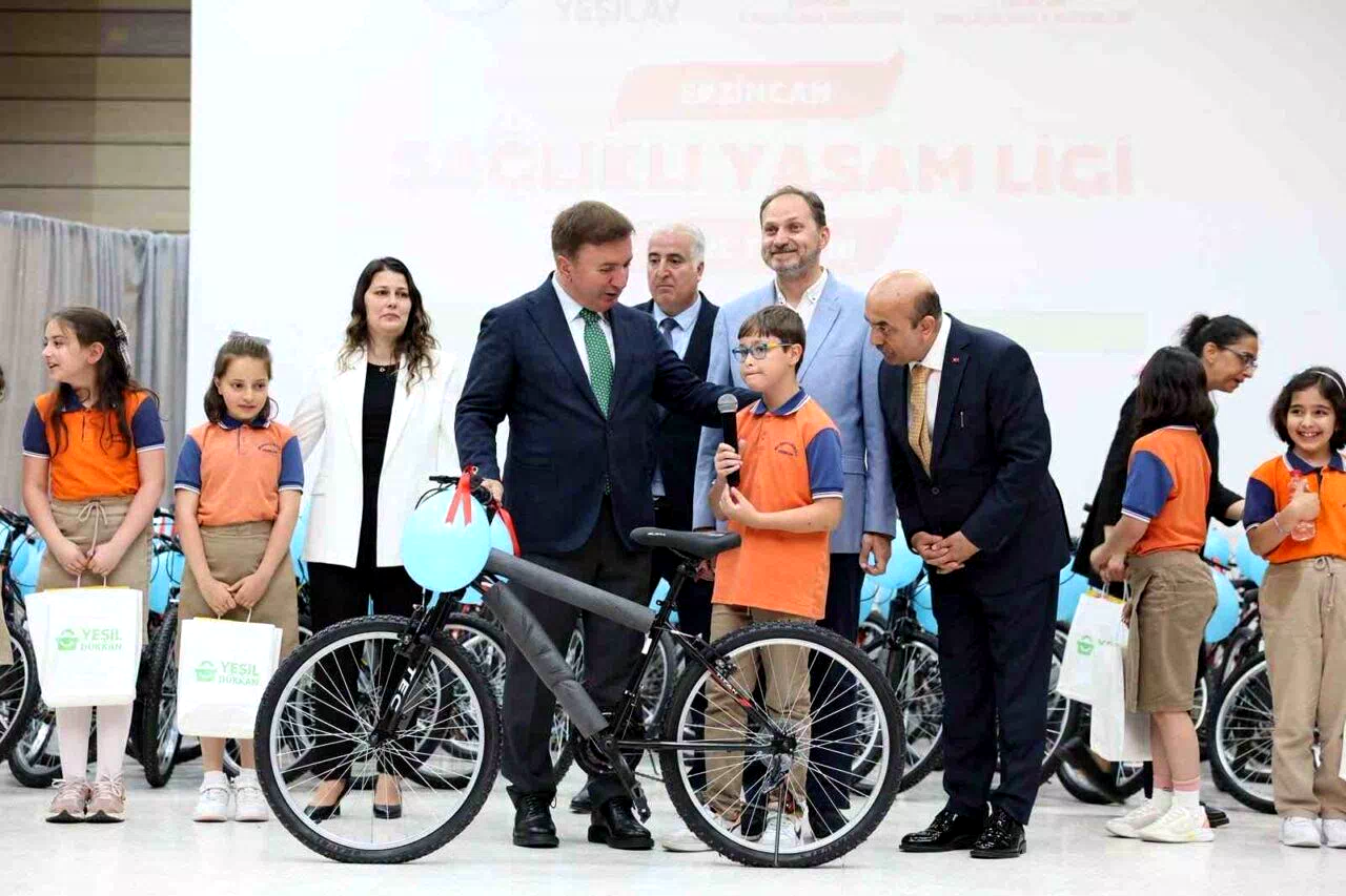 28 bin öğrencinin katıldığı sağlıklı yaşam ligi ödülleri sahiplerini buldu