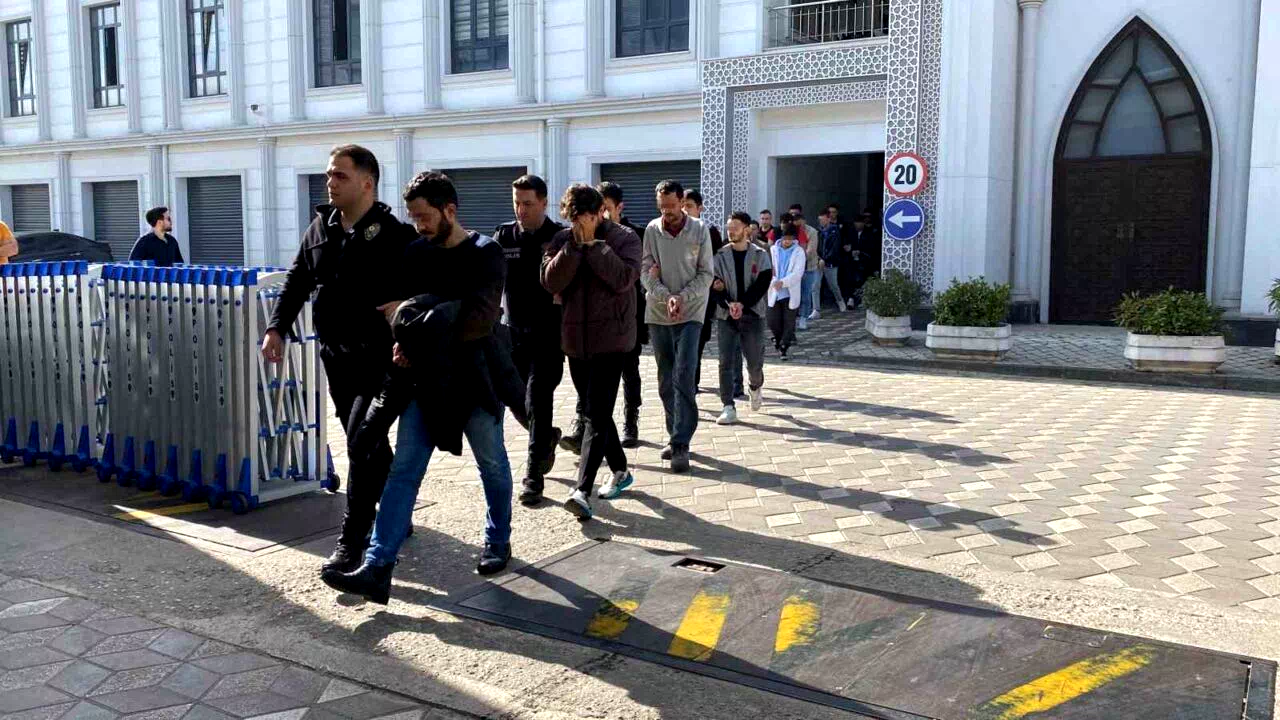 28 ilde operasyon: Sahte araç kiralama sitesiyle 122 kişiyi dolandırmışlar
