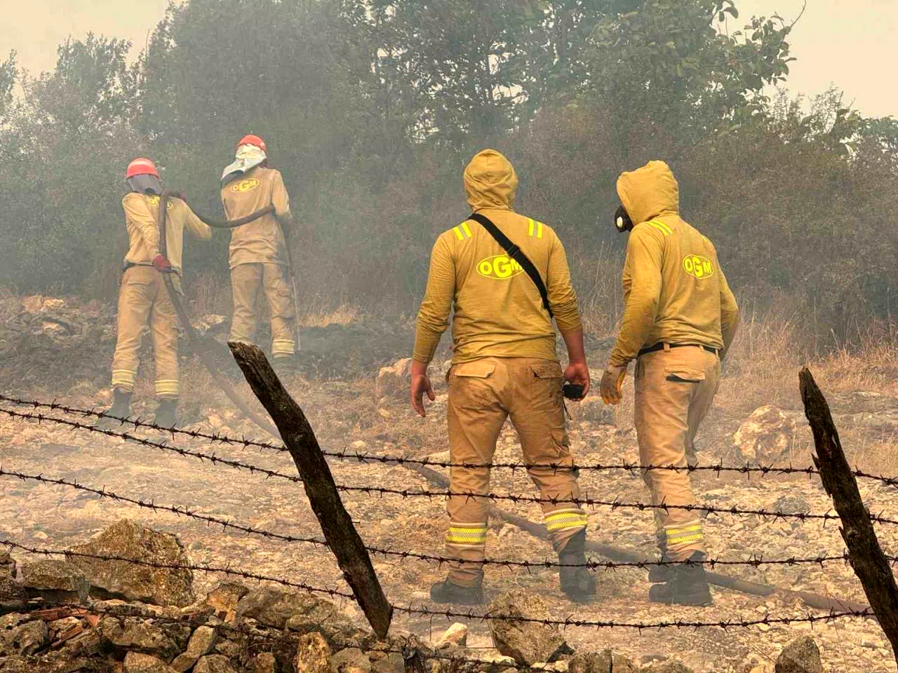 3 evin yandığı köyde müdahale devam ediyor