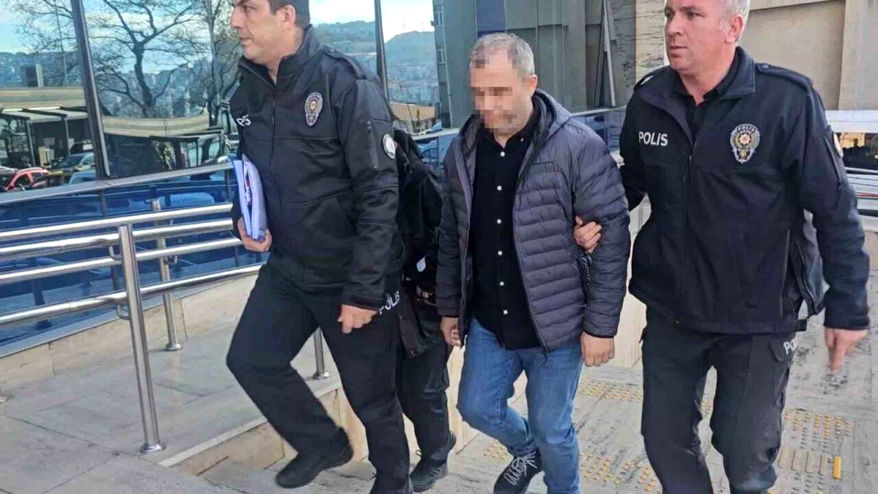 4 yaşındaki Sarp’ın öldüğü kazada üst mahkeme kararı bozdu, sanıklar yeniden hakim karşısına çıktı