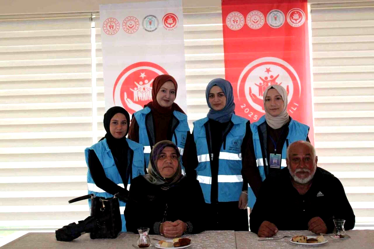 45 yıllık evli çiftten gençlere hayat dersi