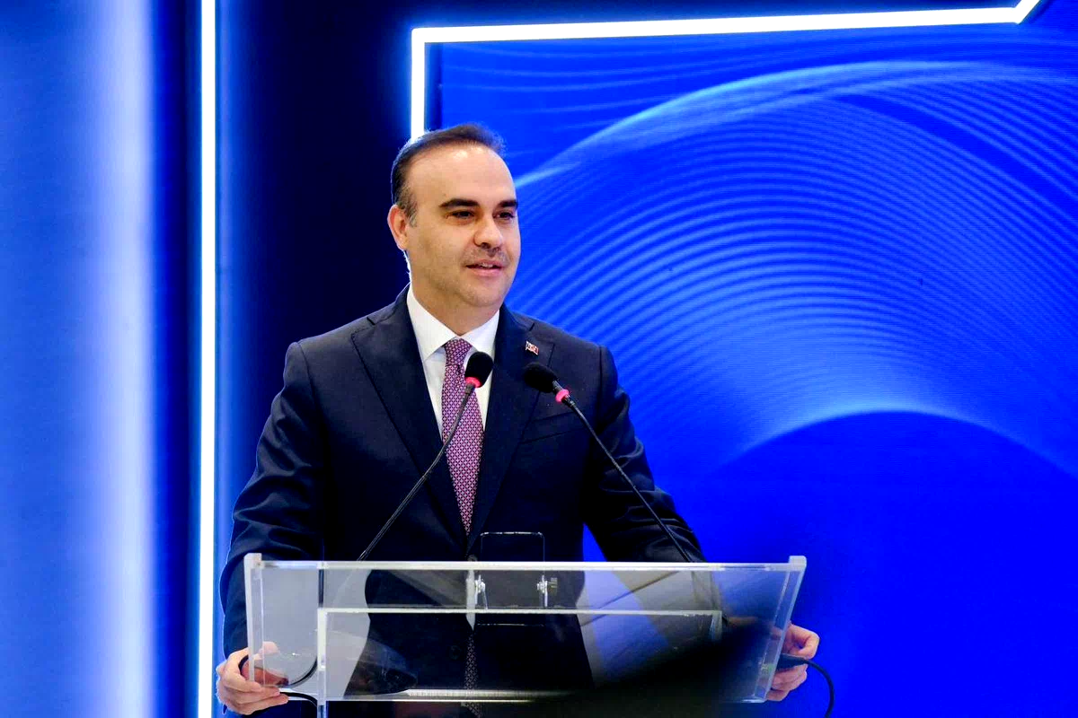 49’u Türk vatandaşı, 75 lider ve genç araştırmacı Türkiye’ye geldi