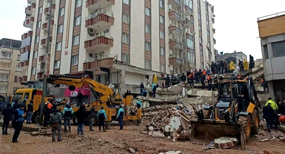 51 kişinin öldüğü Furkan Apartmanı davasında firari sanıklar için 10 milyon TL’lik güvence bedeli kararı
