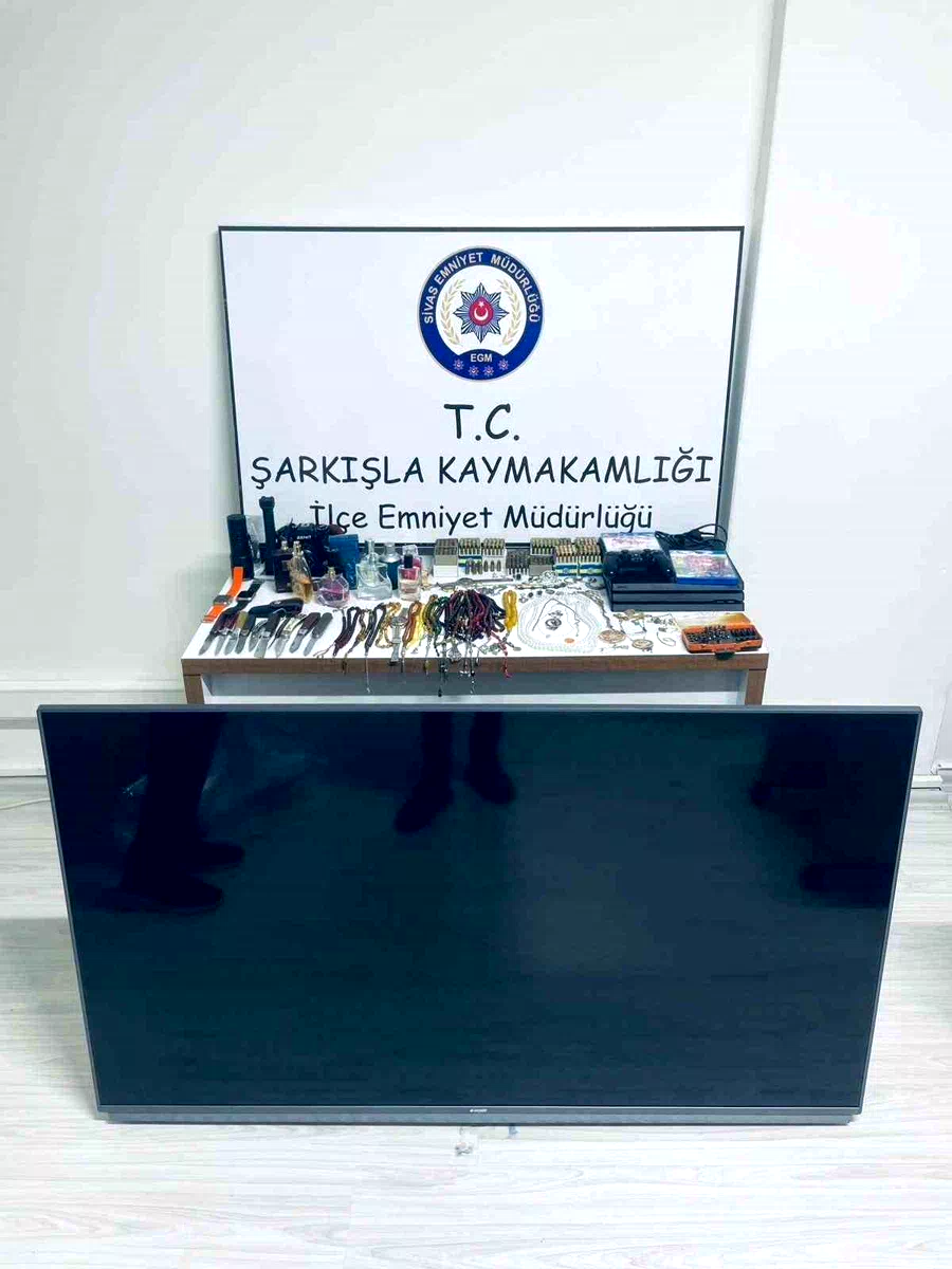 6 ayrı hırsızlık olayına karışan 2 kişi tutuklandı