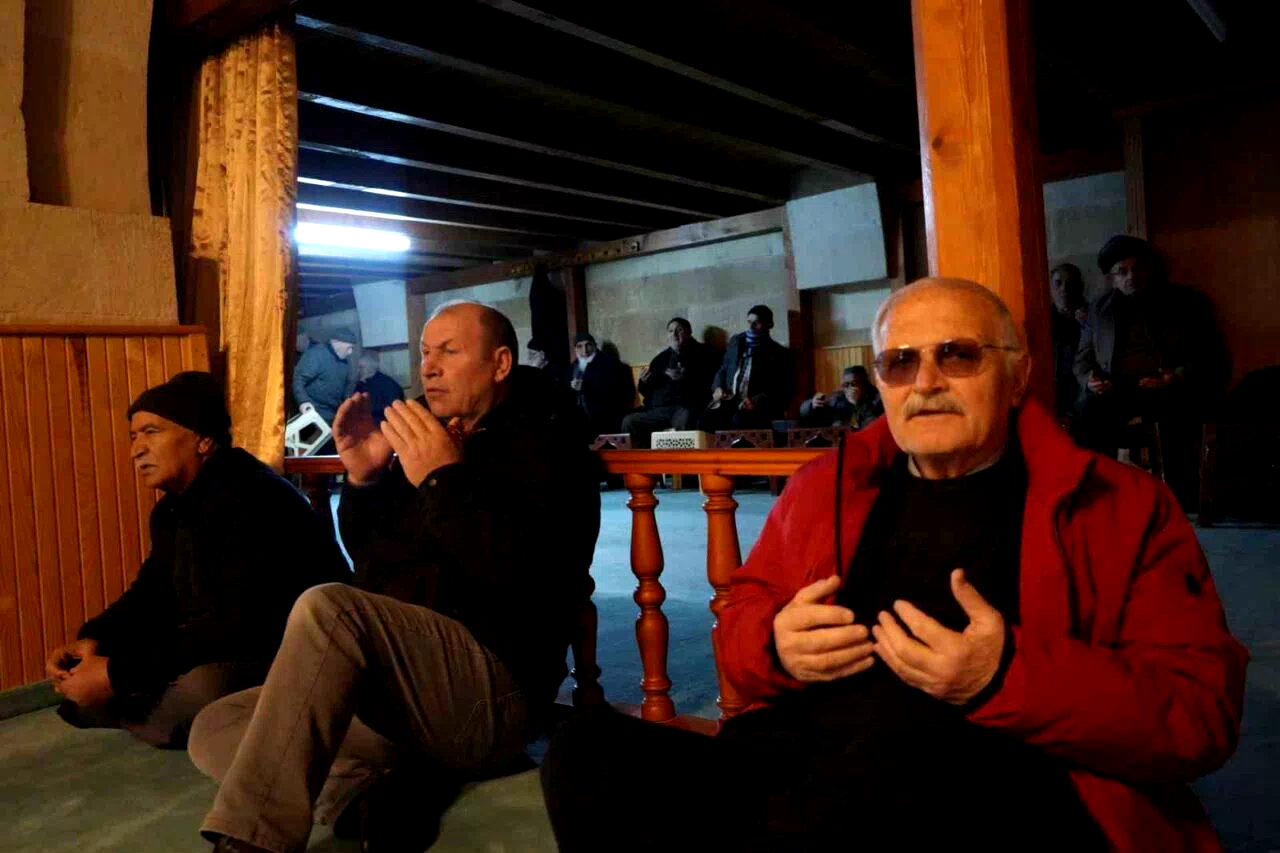 6 Şubat depremlerinde hayatını kaybedenler Bayburt’ta dualarla anıldı