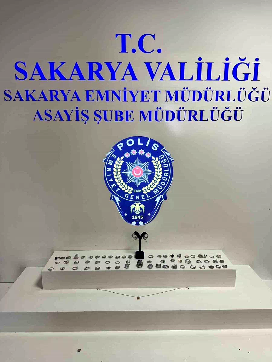 70 bin lira değerinde gümüş takı çalan şüpheli yakalandı