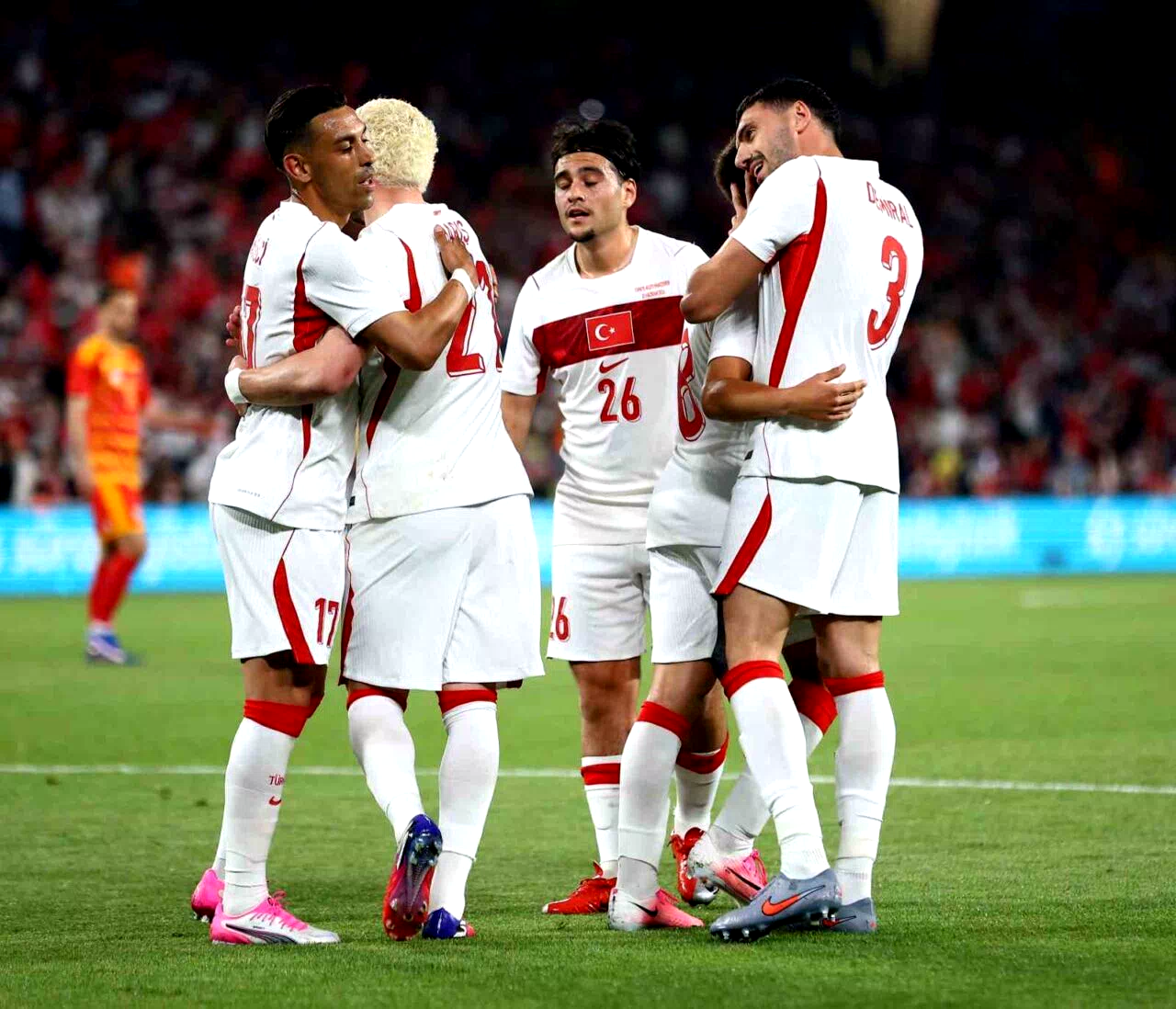 A Milli Futbol Takımı’ndan 4 gollü prova