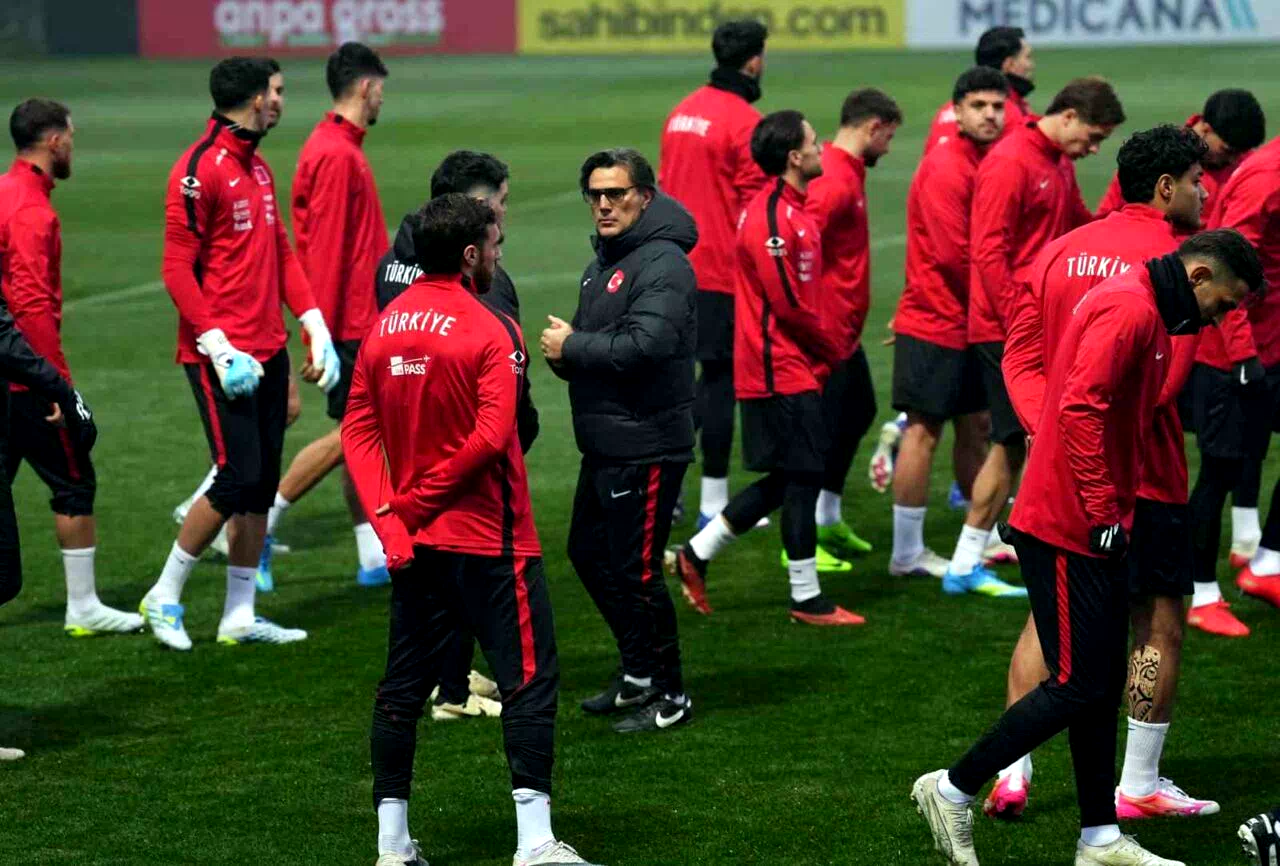 A Milli Futbol Takımı, Romanya maçının hazırlıklarını sürdürdü