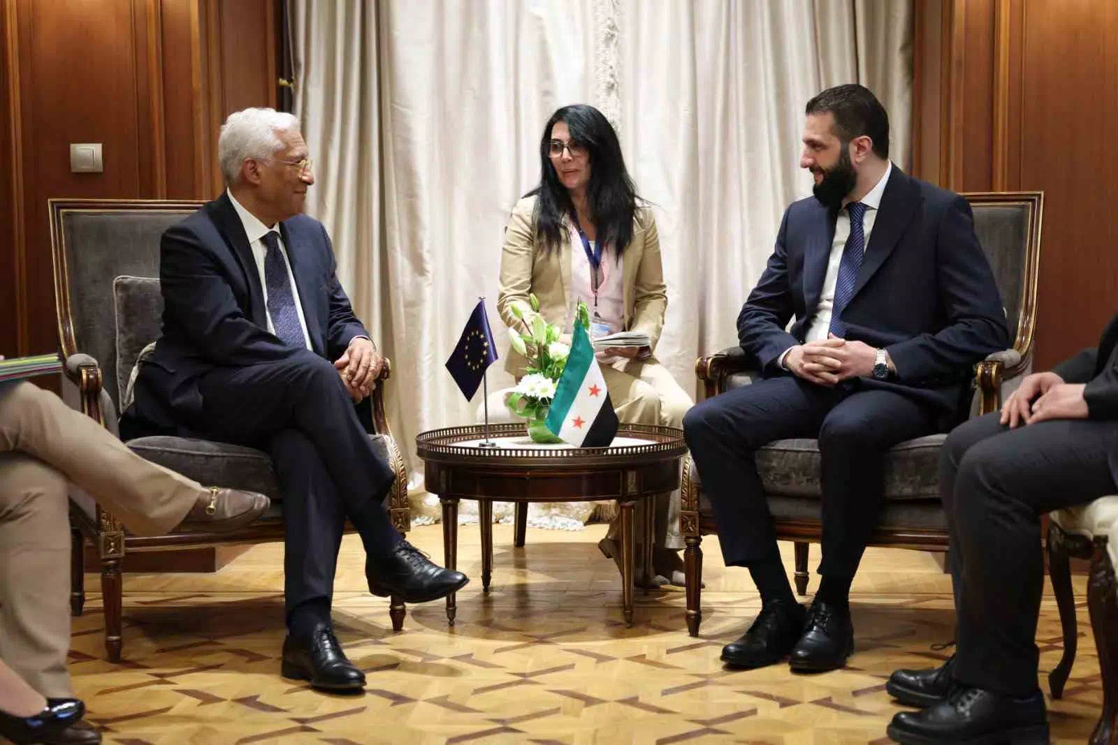 AB Konseyi Başkanı Antonio Costa, Suriye Devlet Başkanı Ahmed eş-Şara ile görüştü.