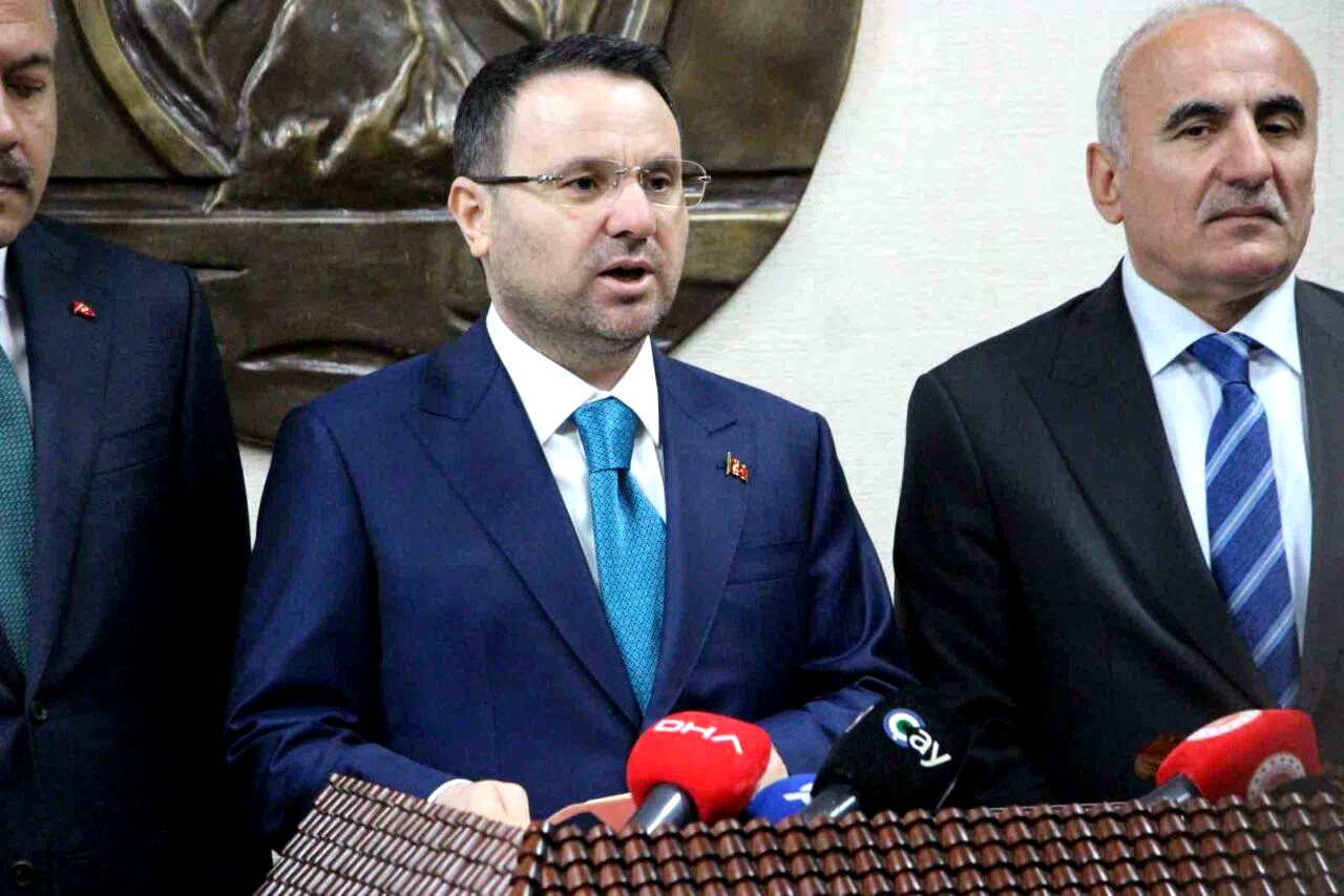 Adalet Bakanı Gürlek: “Hukuk sistemimiz üzerinde vesayetin kurulmasına müsaade etmeyeceğiz”
