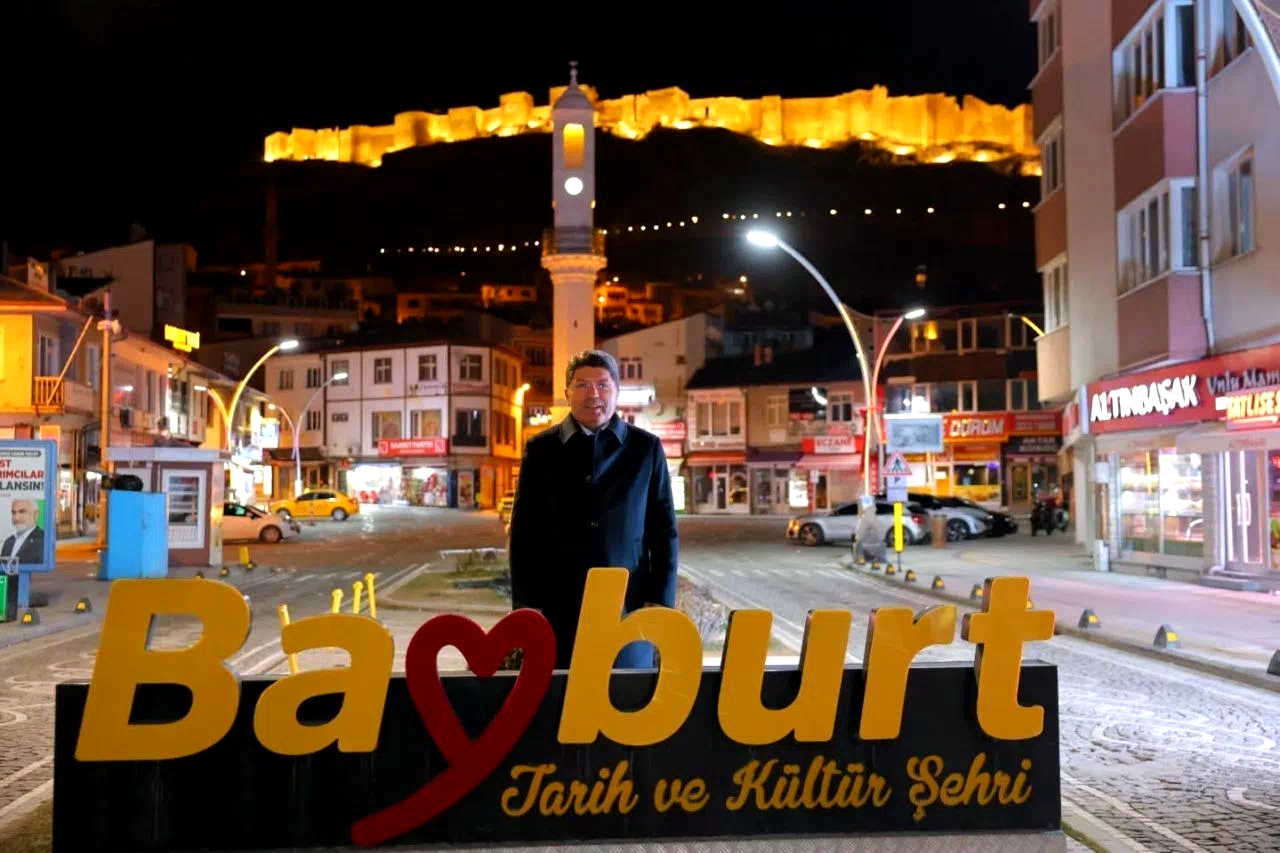 Adalet Bakanı Tunç, adliye temel atma töreni için Bayburt’ta