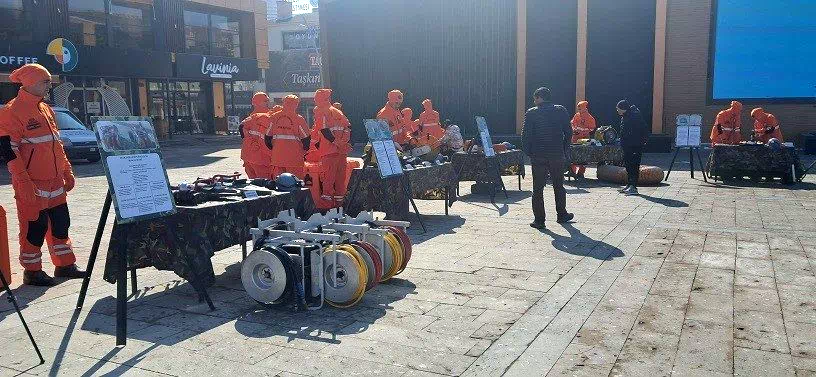 AFAD Erzincan İl Müdürlüğü, Deprem Haftası kapsamında “Afet Farkındalık” standı açtı.
