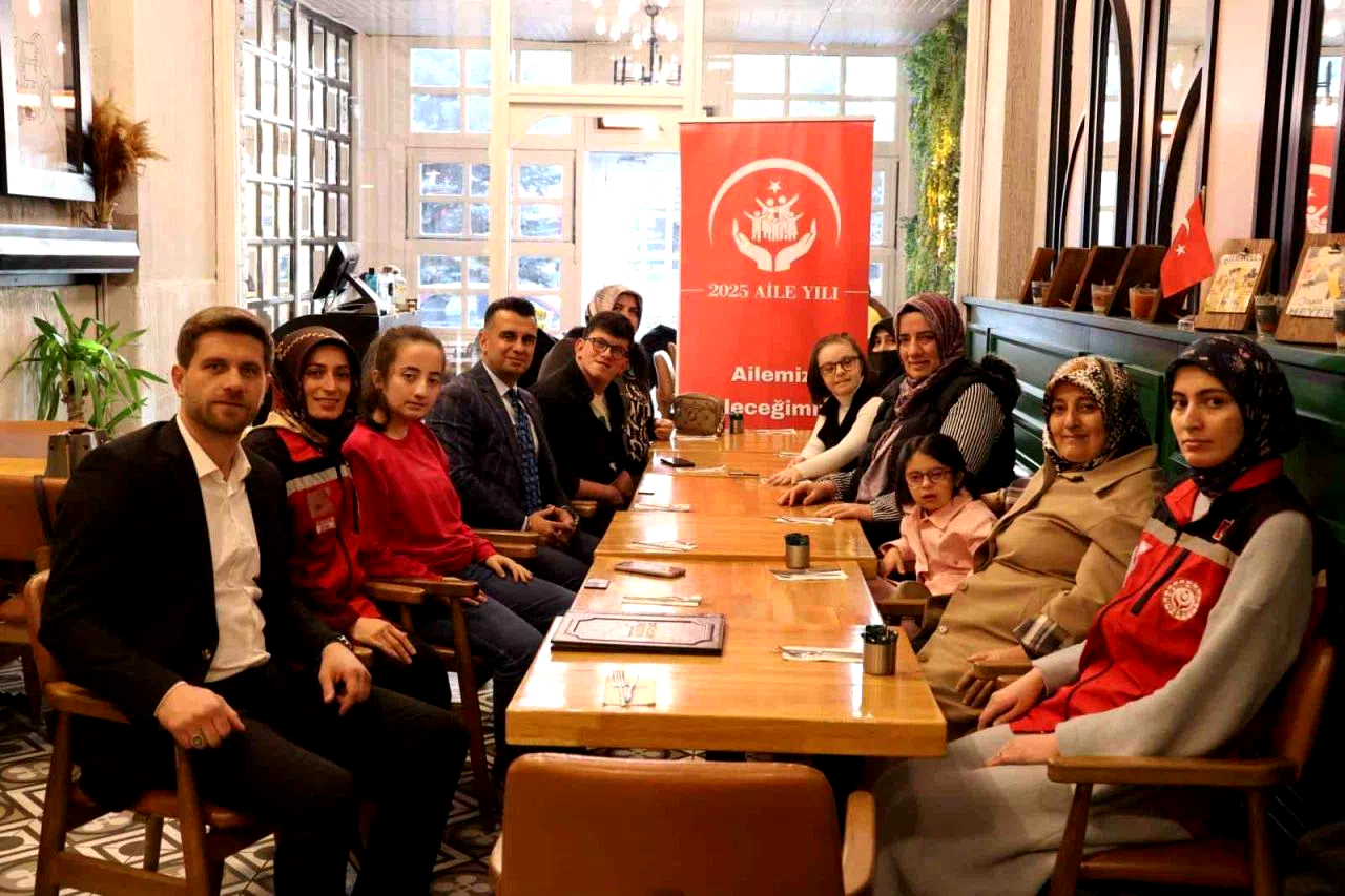 Aile ve Sosyal Hizmetler İl Müdürü Hasan Aykut: “Sevgi köprüsü ile gönülden gönüle bağ kuruyoruz”