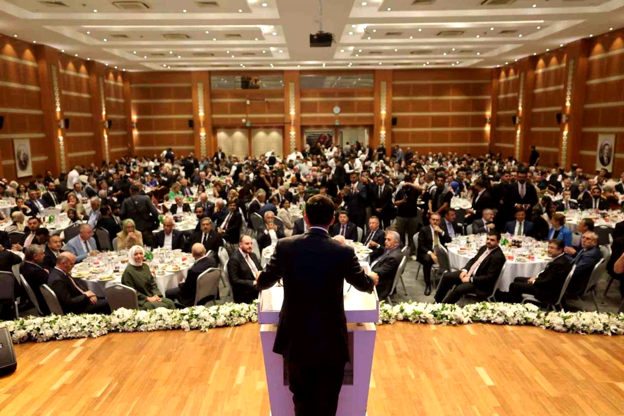 AK Parti’den İstanbul’un 39 ilçesinde bin 700 program
