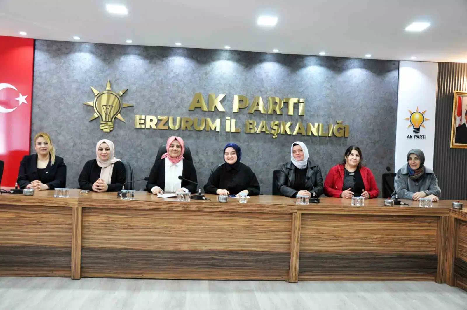 AK Parti Erzurum İl Kadın Kolları Başkanı, Kadın Haklarıyla İlgili Yapılan Düzenlemeleri Anlattı