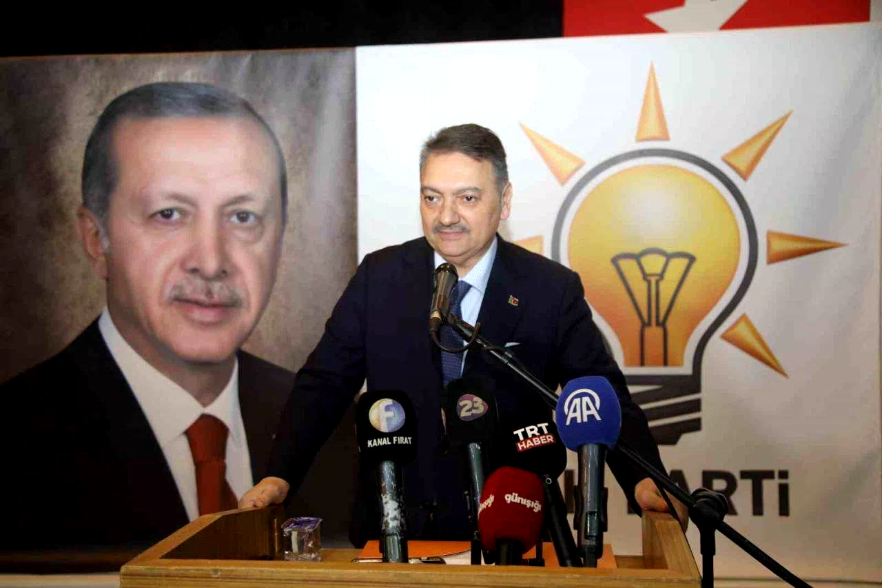 AK Parti Genel Başkan Yardımcısı Öğütken: “Depremin ardından 455 bin konutu 2 buçuk yılda teslim ettik”