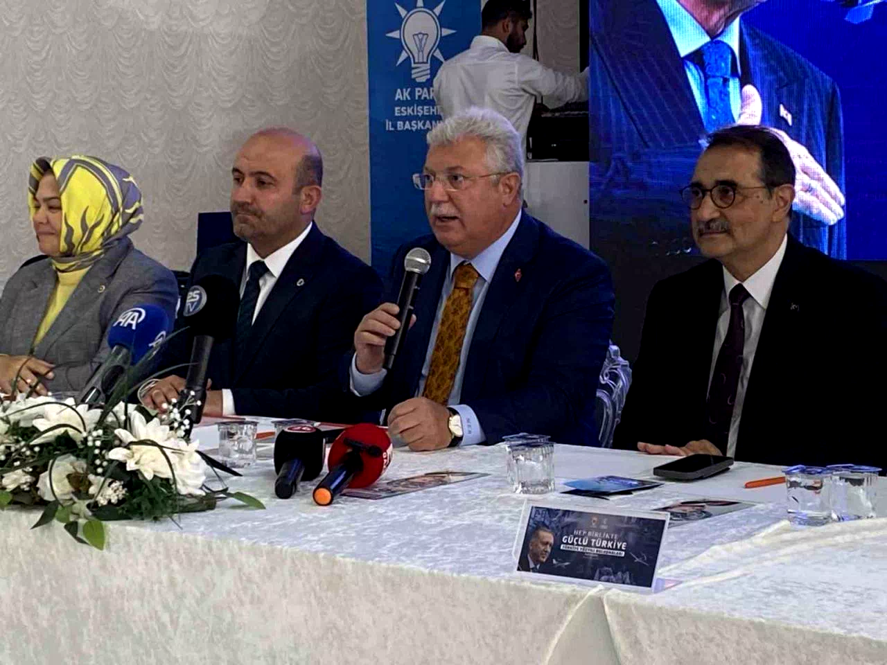 AK Parti Grup Başkan Vekili Akbaşoğlu: “CHP’de büyük bir kargaşa, koltuk kavgası ve iç çekişme görüyoruz”