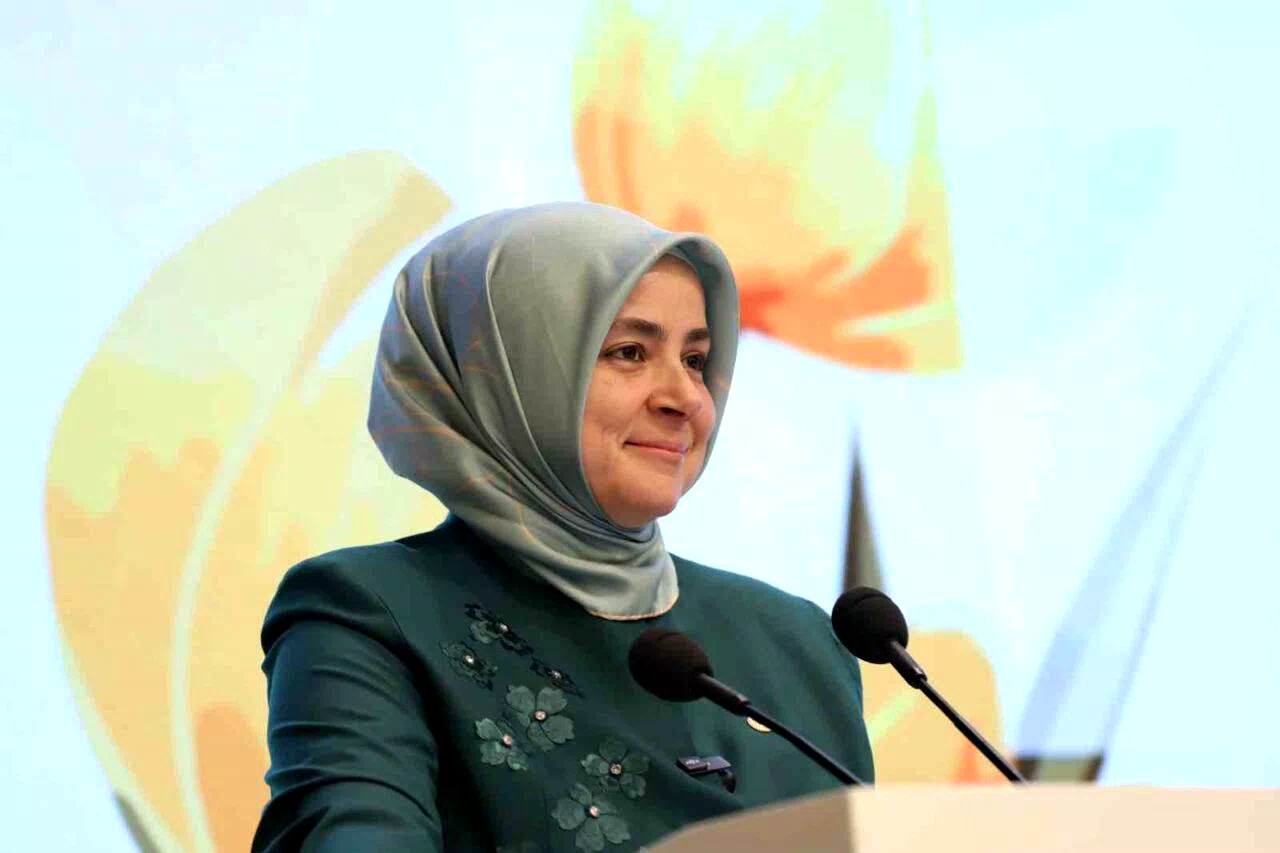 AK Parti Kadın Kolları’nın düzenlediği ‘Kadın Kolları Liderlik Akademisi’ sona erdi