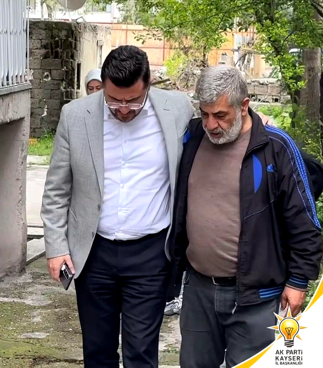 AK Parti Kayseri Teşkilatı 30 günde 14 bin 526 haneyi ziyaret etti