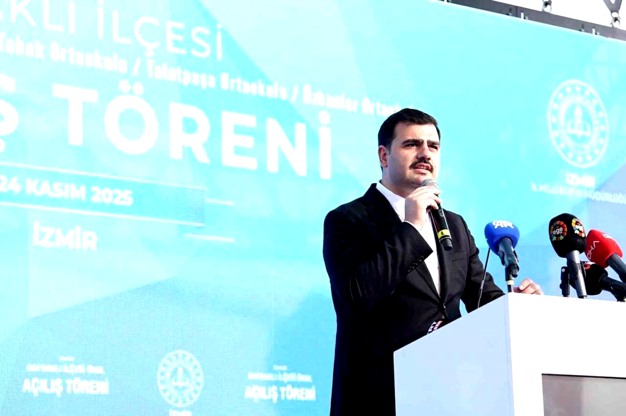 AK Parti Milletvekili İnan’dan Özel’e cevap: “İzmir için taş üstüne taş koyan herkesin emrindeyiz”