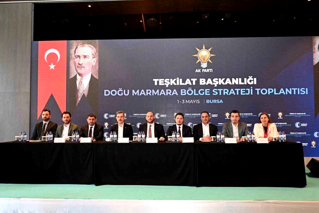 AK Parti Teşkilat Başkanı Büyükgümüş: “Siyaseti koltuk kapma oyunu olarak görmedik”