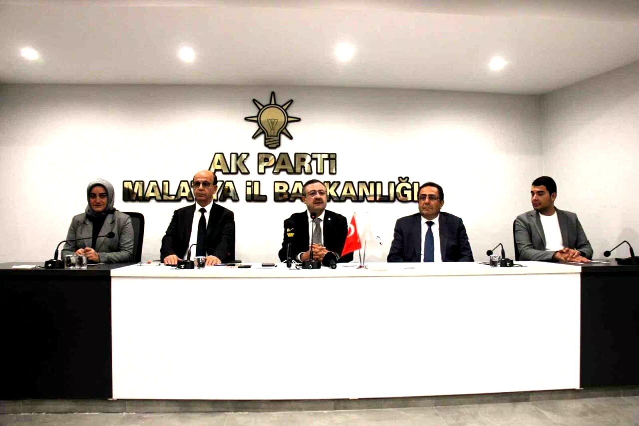 AK Partili Bakan’dan terörsüz Türkiye açıklaması: “Tarihi bir eşiğe tanıklık ediyoruz”