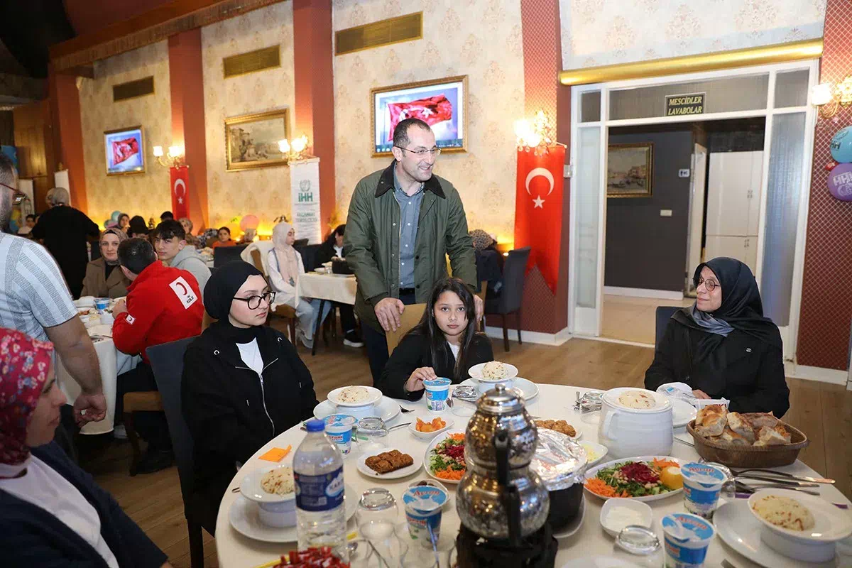 Akçaabat Belediyesi Yetimlerle Buluştu ve Dayanışma Mesajları Verdi