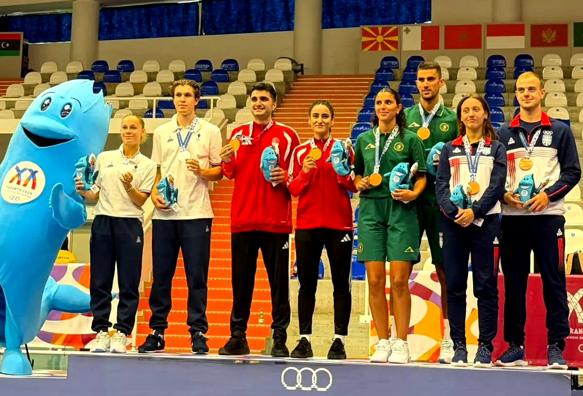 Akdeniz Oyunları’nda tarihi başarı: Erzincanlı milli badmintoncular altın madalyanın sahibi oldu