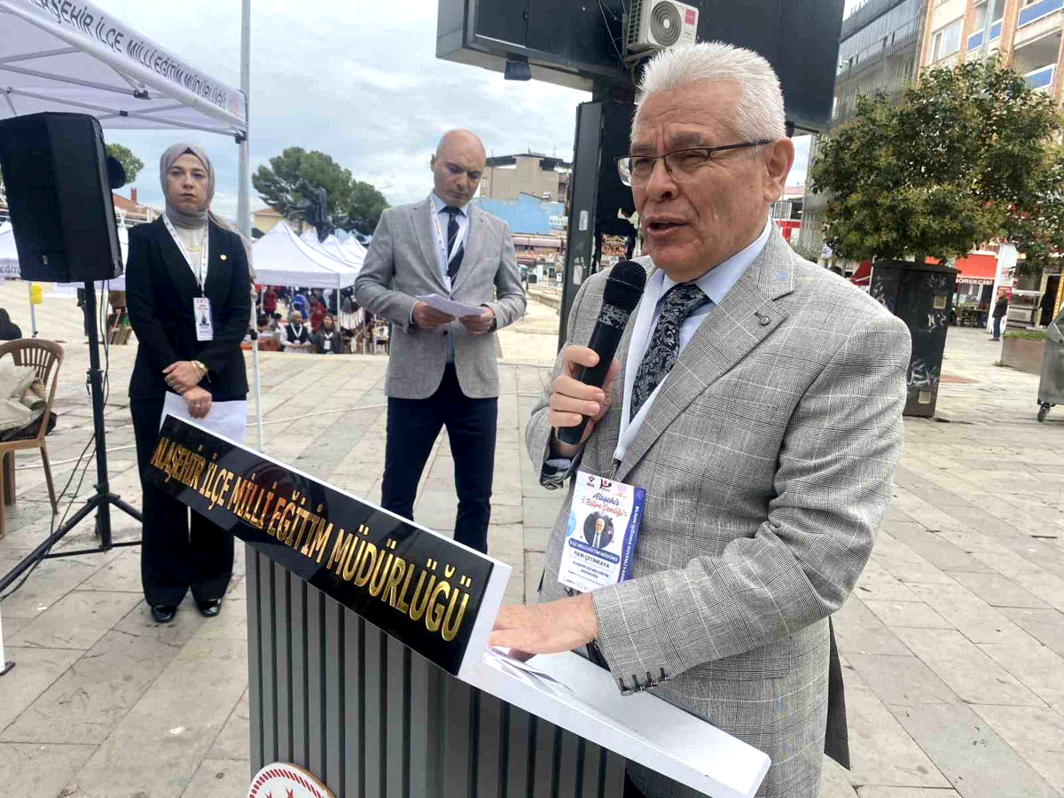 Alaşehir’de 2. Bilim Şenliği başladı