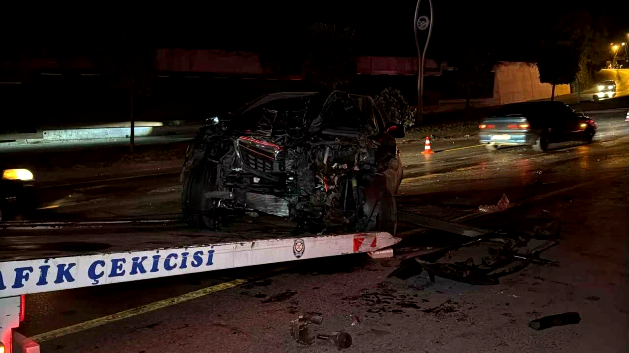 Alkollü sürücü dehşet saçtı: Karşı şeride geçti, ortalık savaş alanına döndü