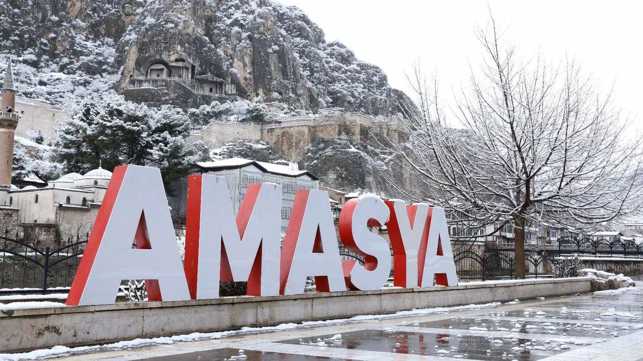 Amasya’da eğitime kar engeli: 1 gün ara verildi
