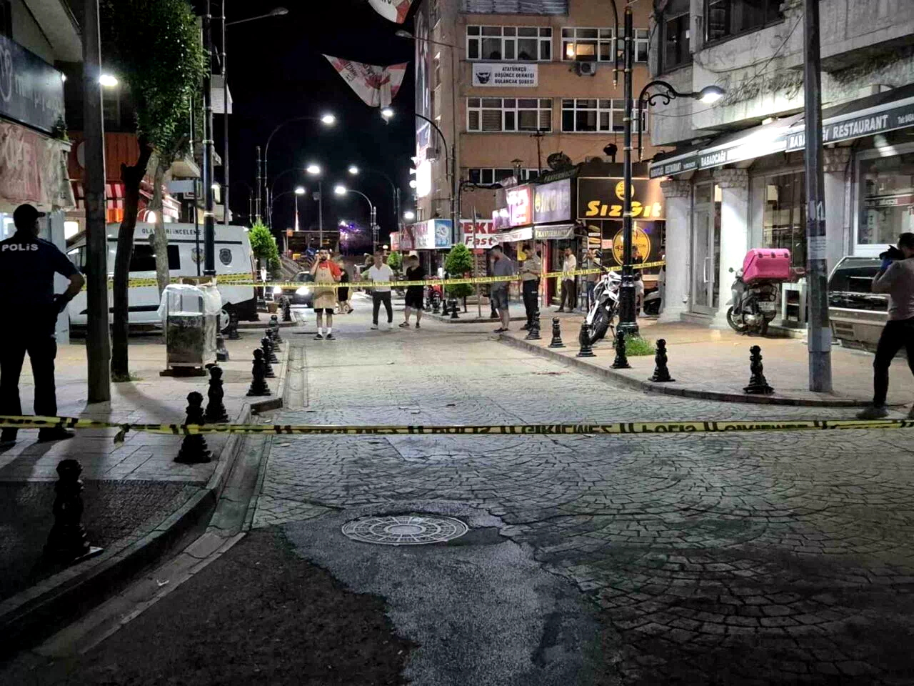 Amca, yeğenini silahla vurarak öldürdü