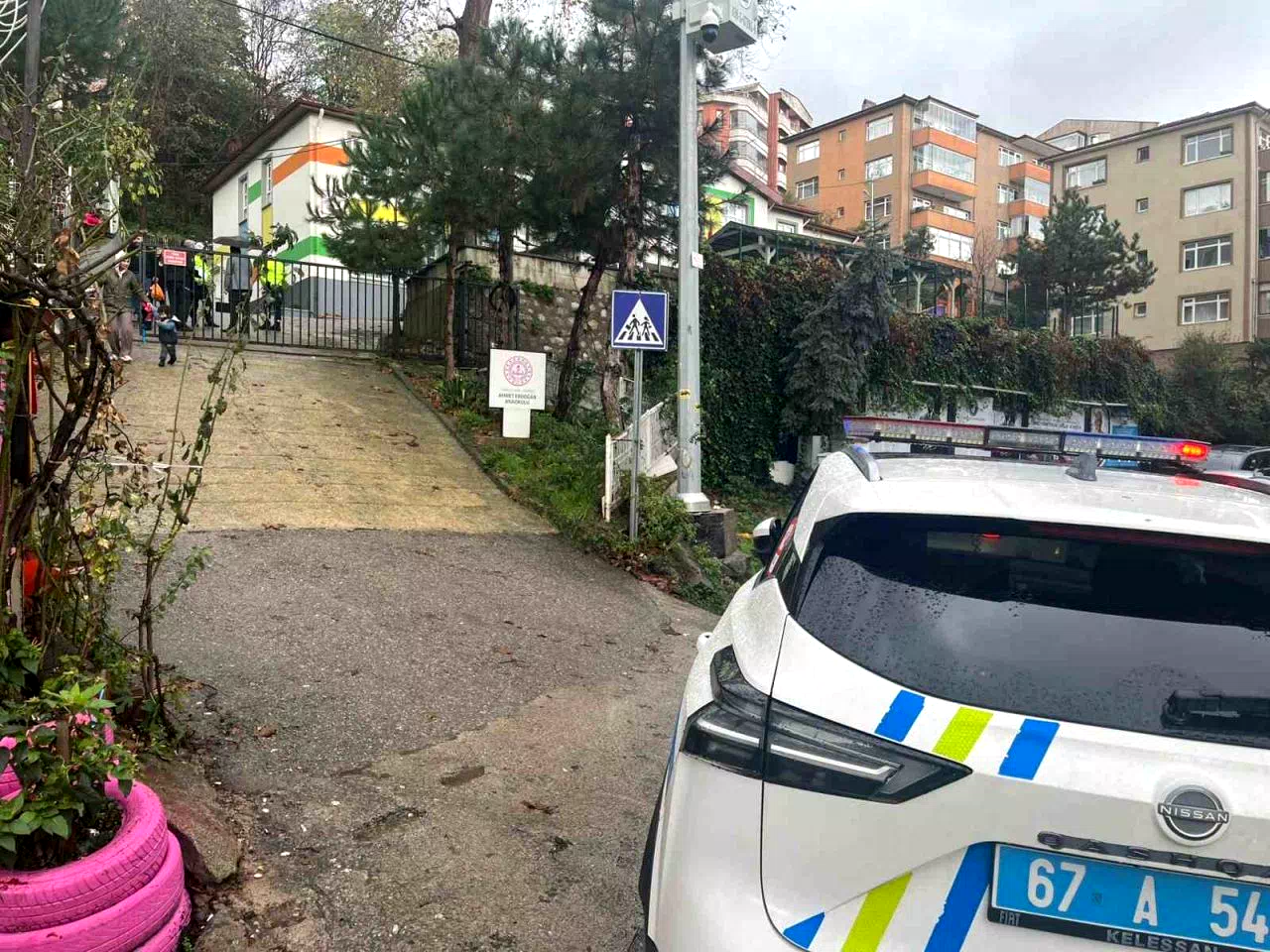 Anaokulu önünde kayan kamyonet 4 yaşındaki çocuğun ölümüne yol açtı