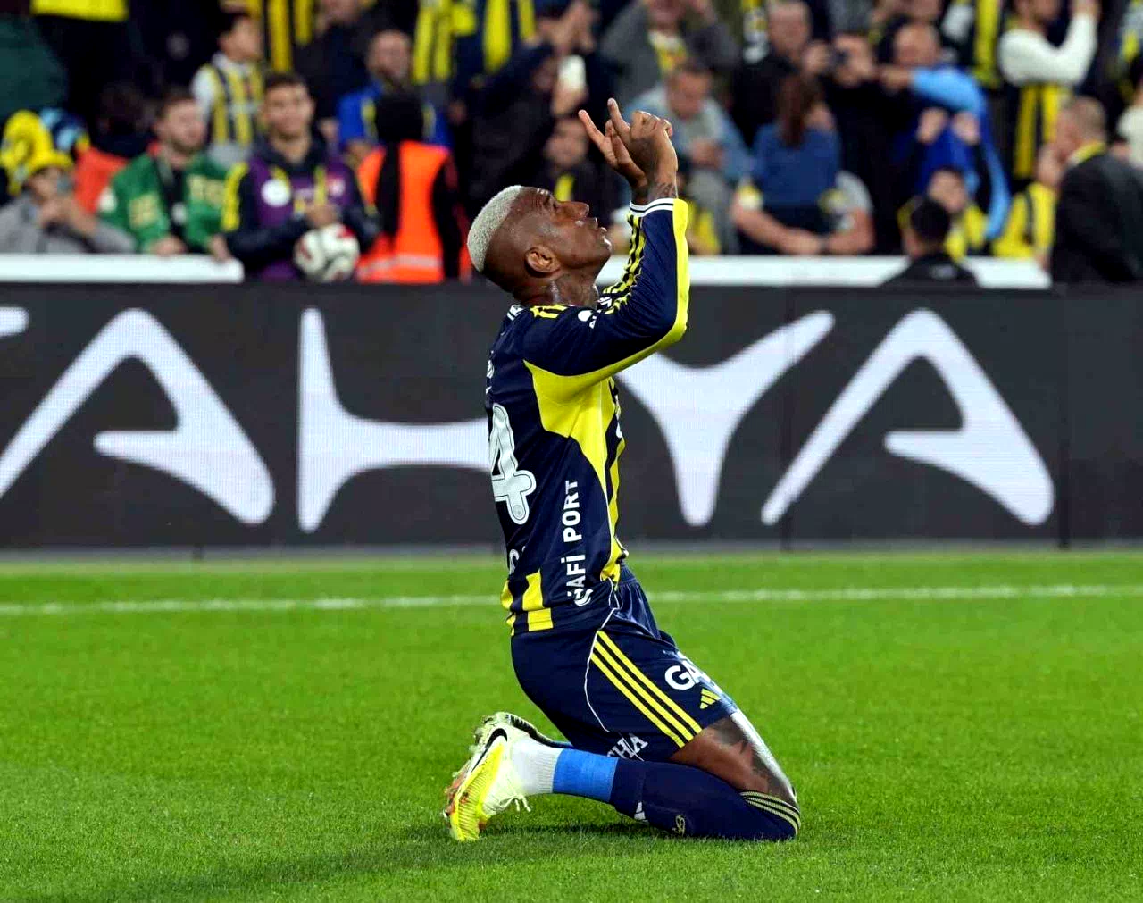 Anderson Talisca, ligdeki 3. golünü attı