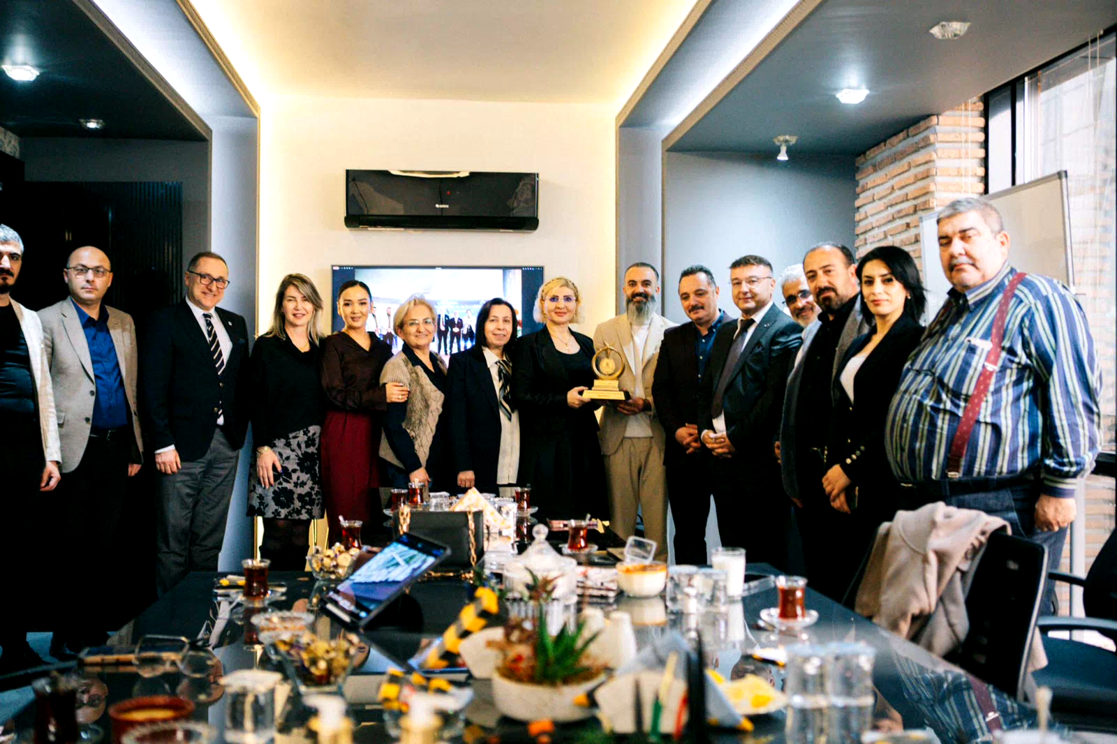 Ankara’da Anlamlı Ödül; Kritik ham maddelerde milli atılım!