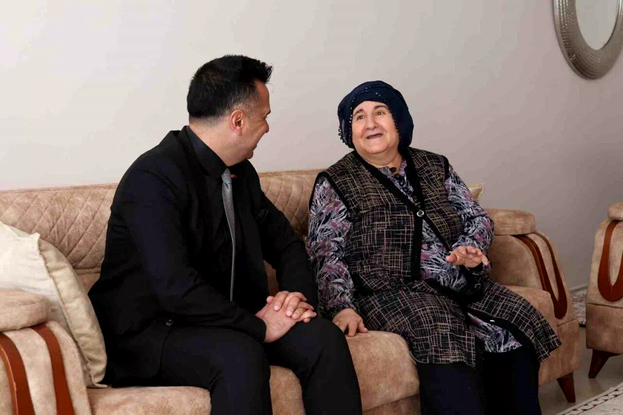 Anneler Günü’nde şehit ailelerine anlamlı ziyaret