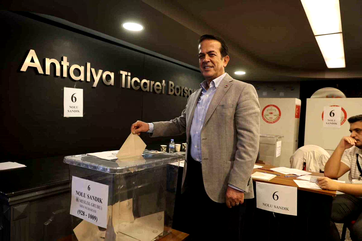Antalya Ticaret Borsası’nda seçimin ilk turu tamamlandı