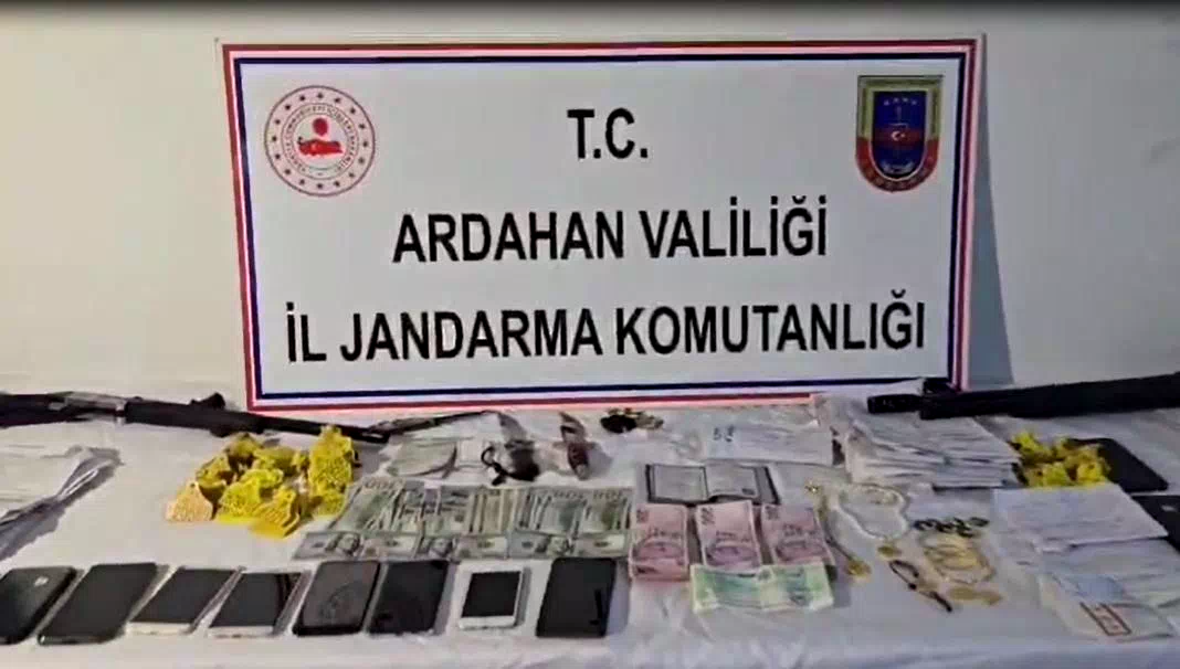 Ardahan’da 20 milyon liralık nitelikli dolandırıcılık operasyonu