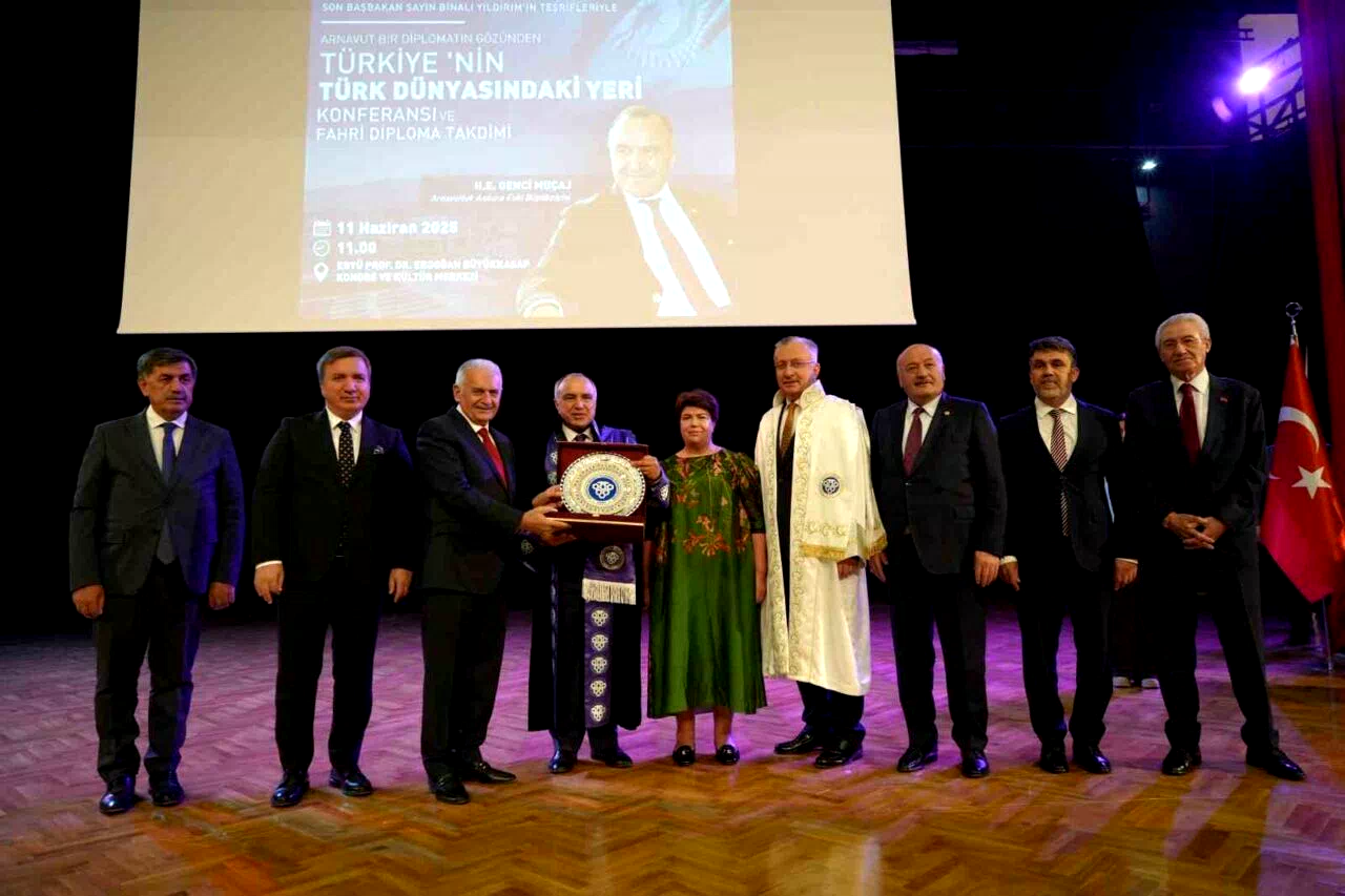 Arnavutluk Eski Büyükelçisi Genji Mucaj’a Fahri Doktora Ünvanı