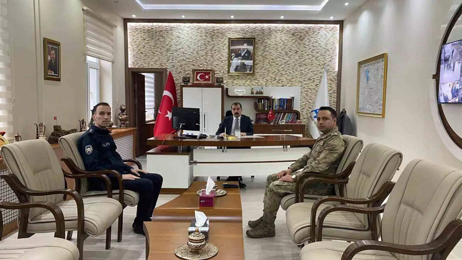 Arpaçay’da Asayiş ve Güvenlik Toplantısı Gerçekleştirildi.