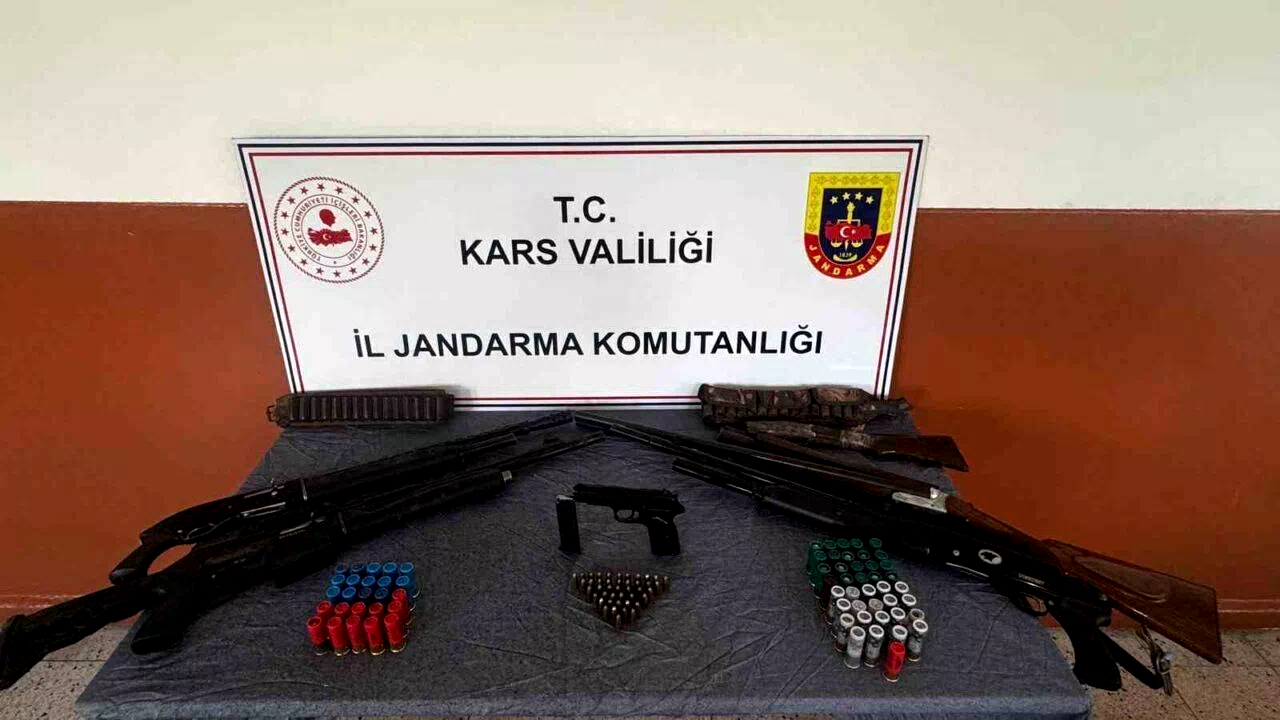 Arpaçay’da silah ve mühimmat ele geçirildi