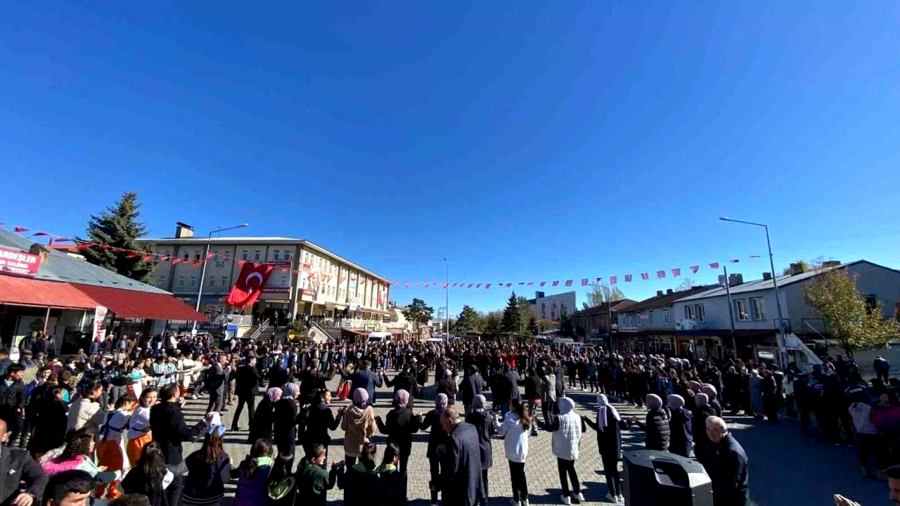 Arpaçay’ın Kurtuluşunun 105. yılı coşkuyla kutlandı