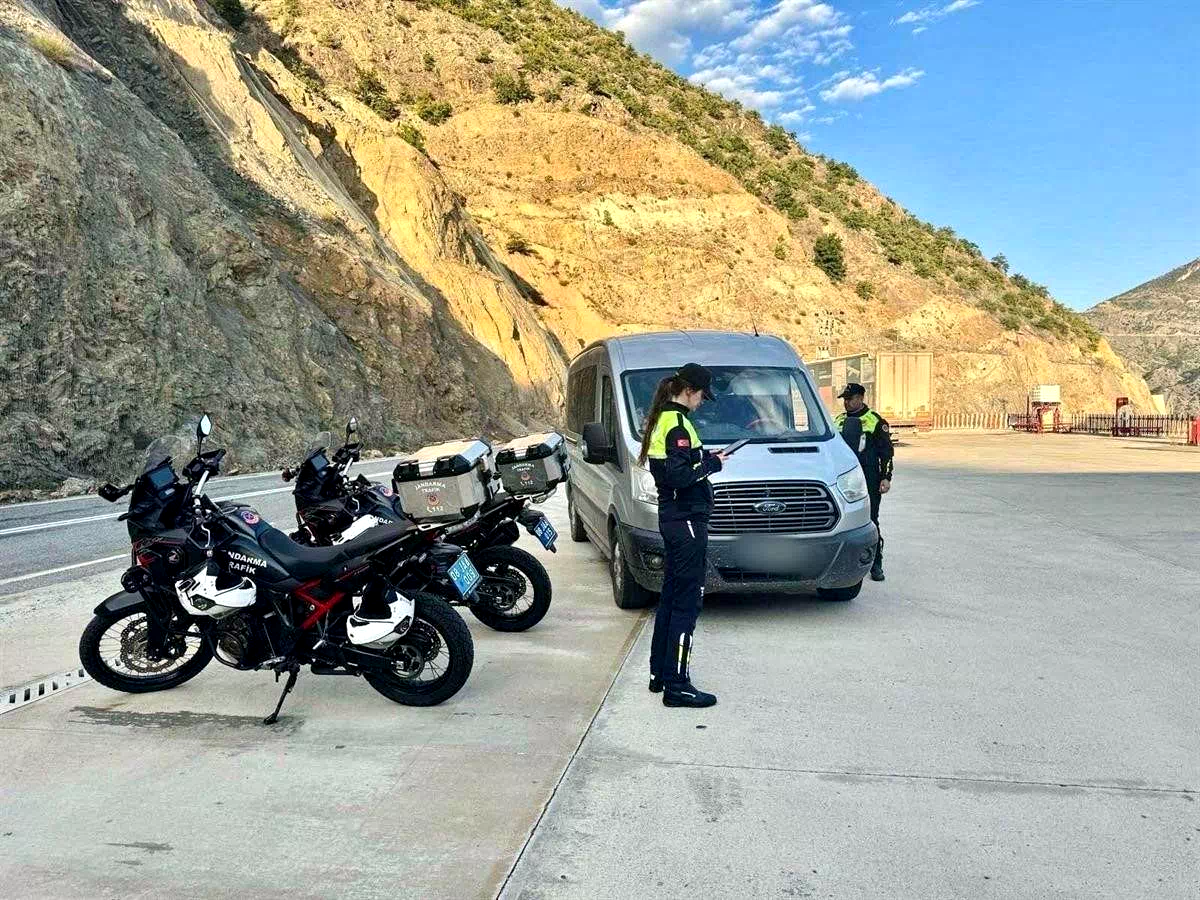Artvin’de 22 bin araç denetlendi, bin 135 sürücüye işlem yapıldı