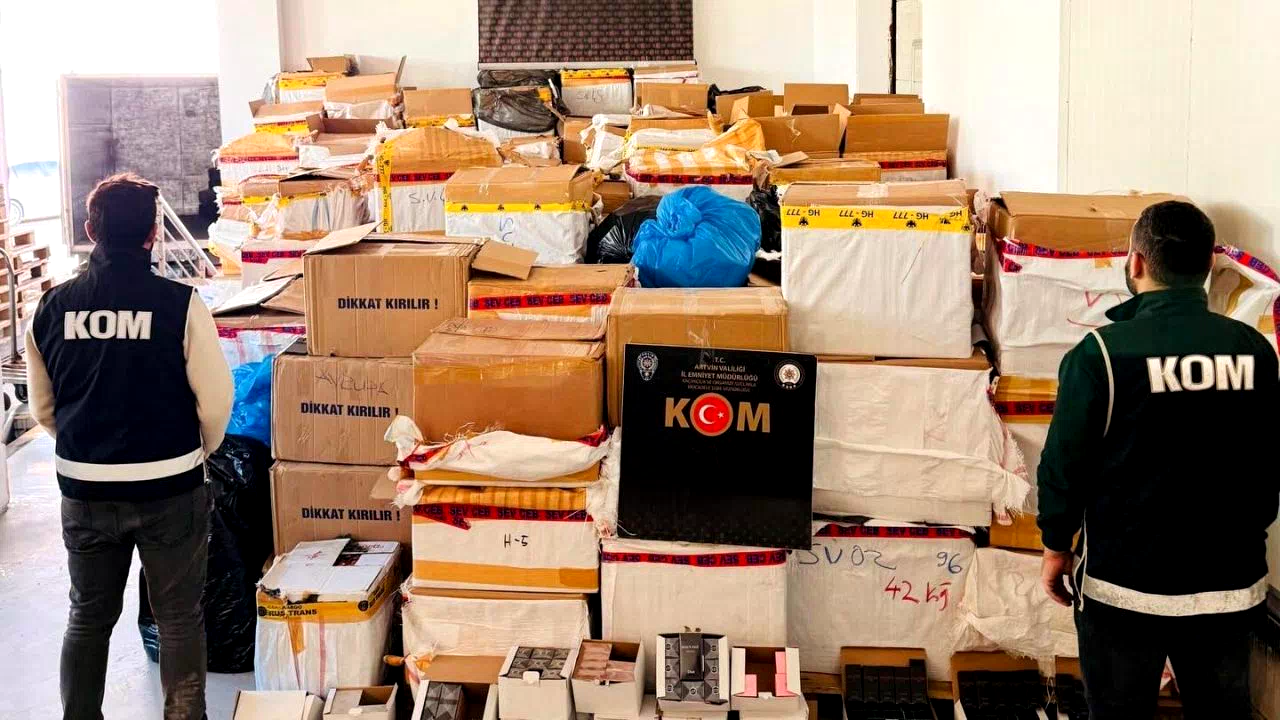 Artvin’de kaçakçılık operasyonu: 300 milyon TL’lik ürün ele geçildi