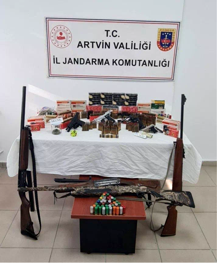 Artvin’de uyuşturucu tacirlerine geçit yok